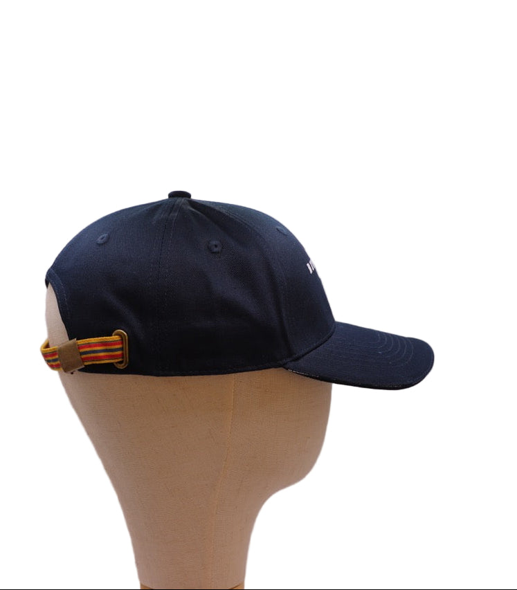 Cap Navy Newmarket 875 Logo